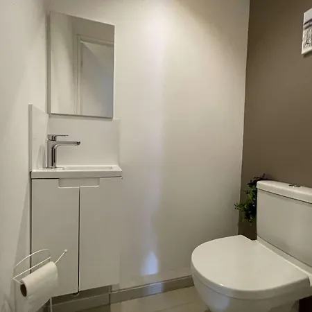 아파트 T3 Neuf Avec Terrasse Et Parking, Proche - Fr-1-308-210 르 라방두