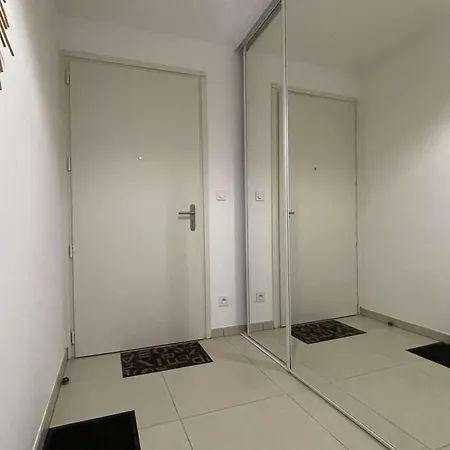 T3 Neuf Avec Terrasse Et Parking, Proche - Fr-1-308-210