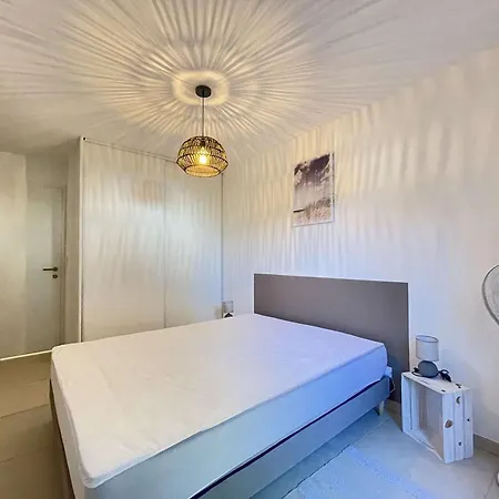 T3 Neuf Avec Terrasse Et Parking, Proche - Fr-1-308-210