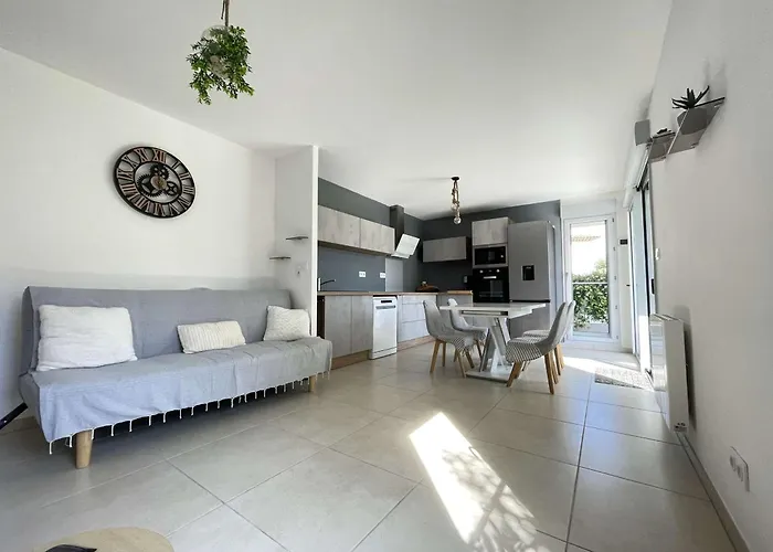 T3 Neuf Avec Terrasse Et Parking, Proche - Fr-1-308-210 Daire *